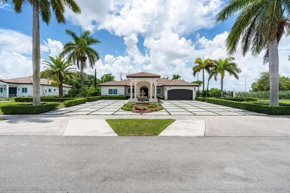 17122 SW 156th Ct Miami, FL 33187