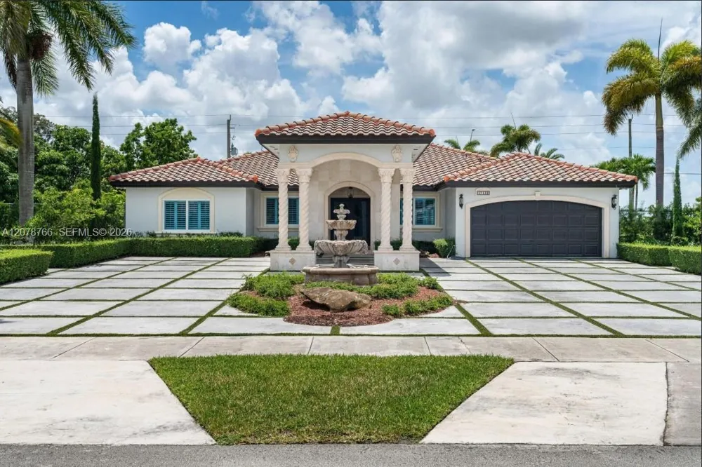 17122 SW 156th Ct Miami, FL 33187