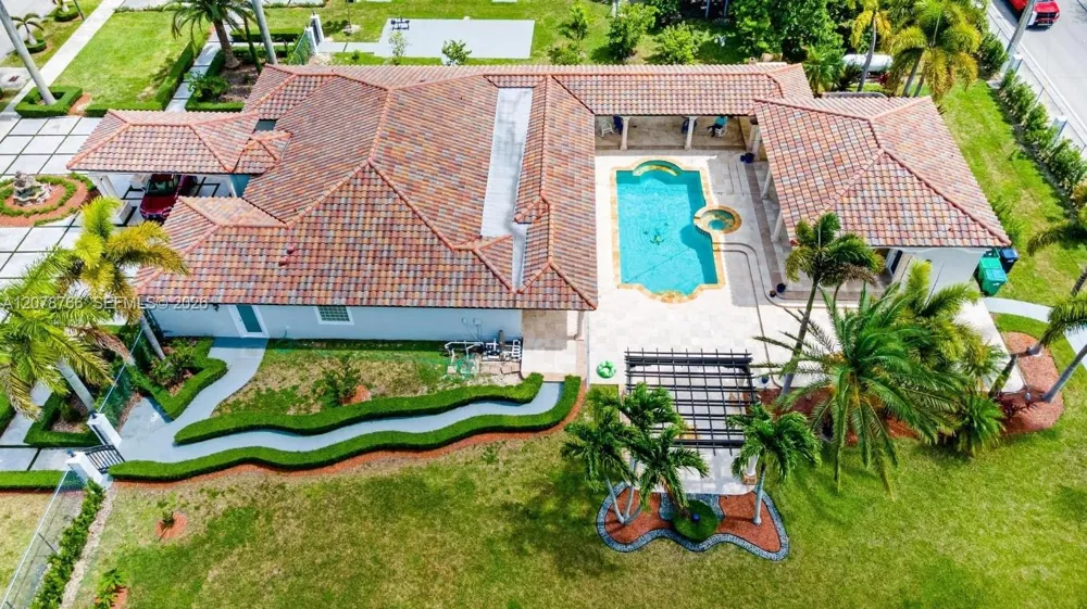 17122 SW 156th Ct Miami, FL 33187