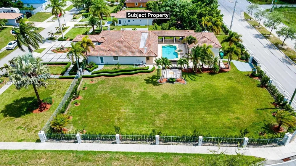 17122 SW 156th Ct Miami, FL 33187