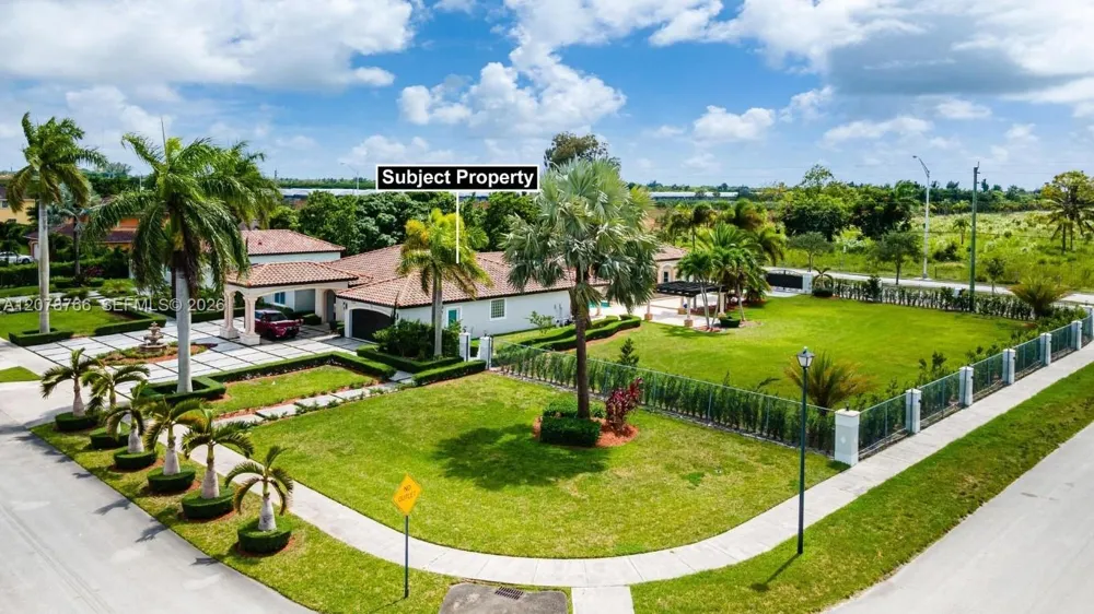 17122 SW 156th Ct Miami, FL 33187