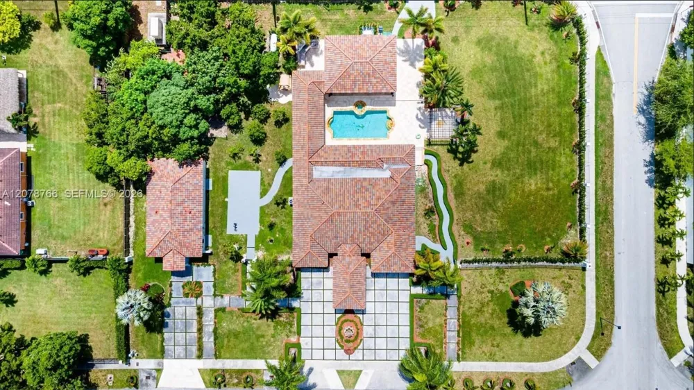 17122 SW 156th Ct Miami, FL 33187