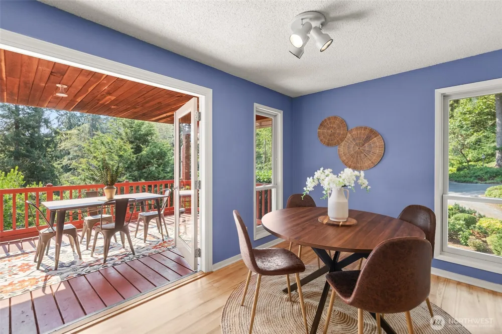 10514 SW 110th Street Vashon, WA 98070