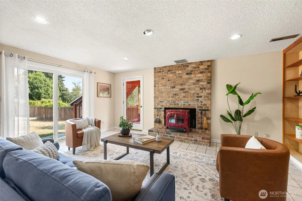 10514 SW 110th Street Vashon, WA 98070