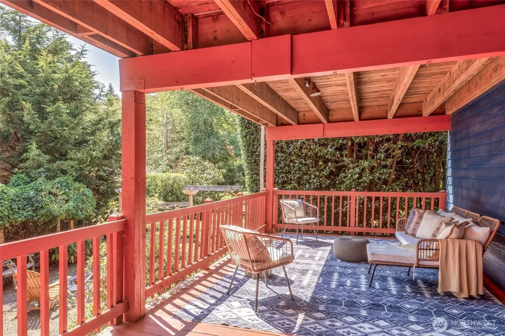 10514 SW 110th Street Vashon, WA 98070