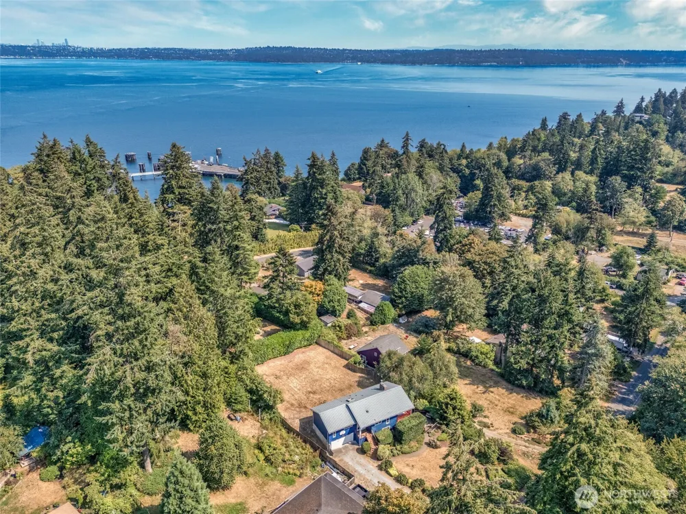 10514 SW 110th Street Vashon, WA 98070