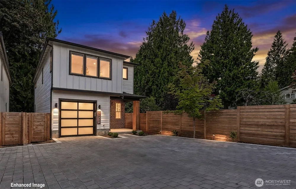 11249 108th Avenue NE Kirkland, WA 98033