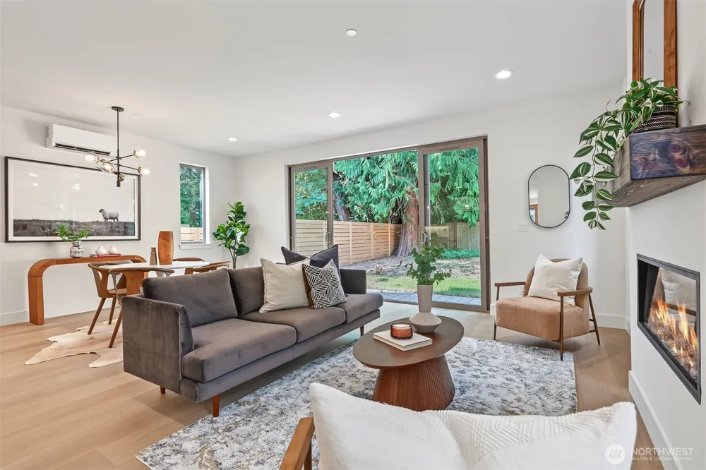 11249 108th Avenue NE Kirkland, WA 98033
