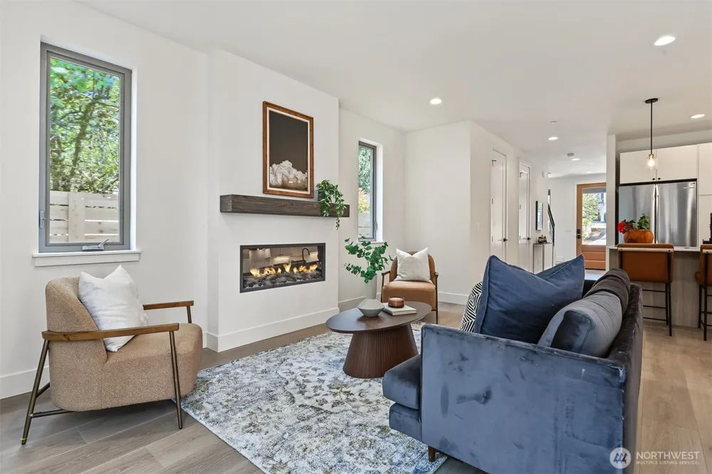 11249 108th Avenue NE Kirkland, WA 98033