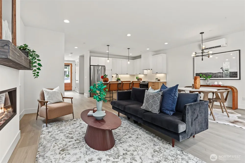 11249 108th Avenue NE Kirkland, WA 98033