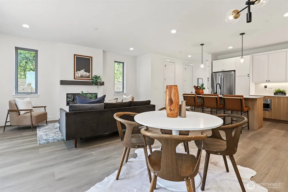 11249 108th Avenue NE Kirkland, WA 98033
