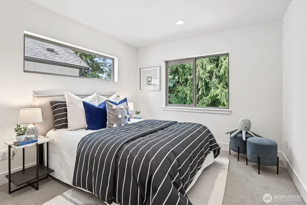 11249 108th Avenue NE Kirkland, WA 98033