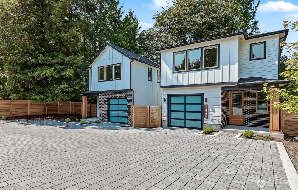 11249 108th Avenue NE Kirkland, WA 98033