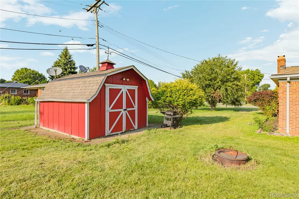8527 Metropolitan Parkway Sterling Heights City, MI 48312