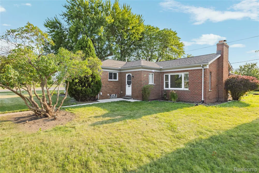 8527 Metropolitan Parkway Sterling Heights City, MI 48312