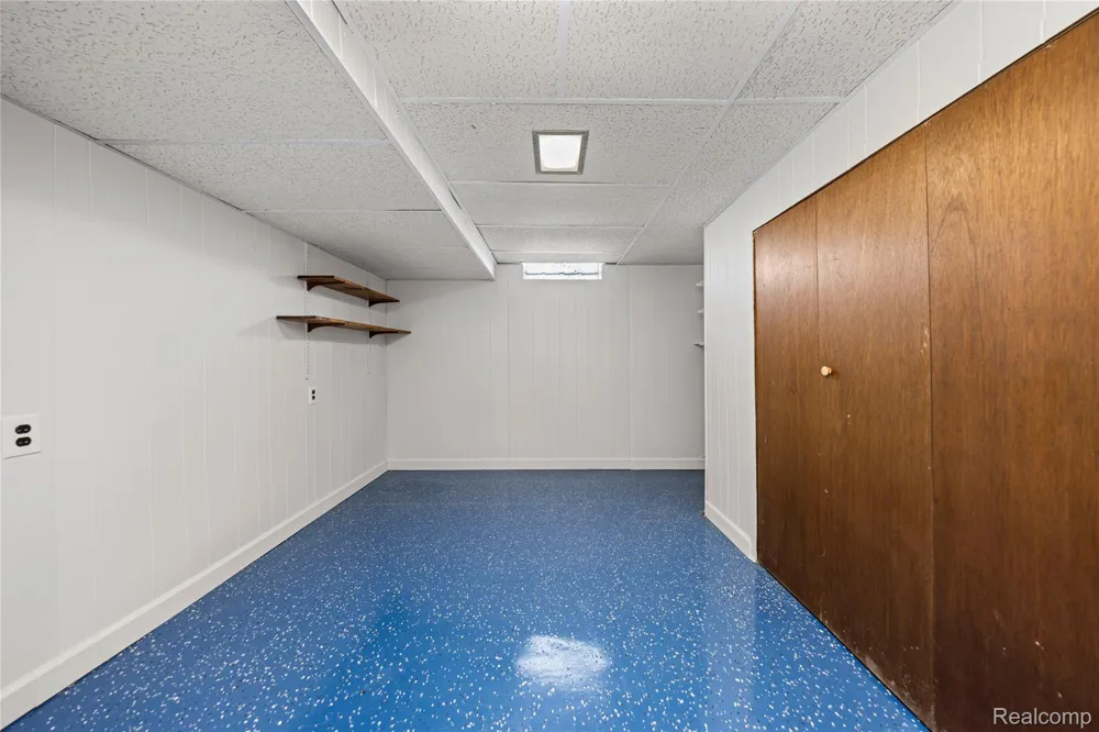 8527 Metropolitan Parkway Sterling Heights City, MI 48312