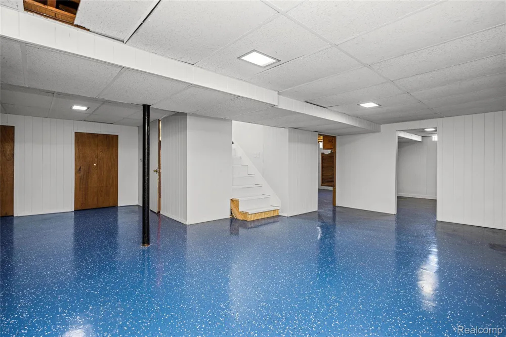 8527 Metropolitan Parkway Sterling Heights City, MI 48312