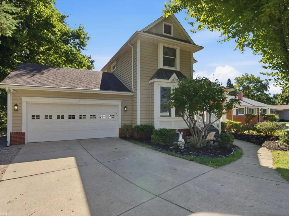 46820 Shelby Road Shelby Charter Township, MI 48317