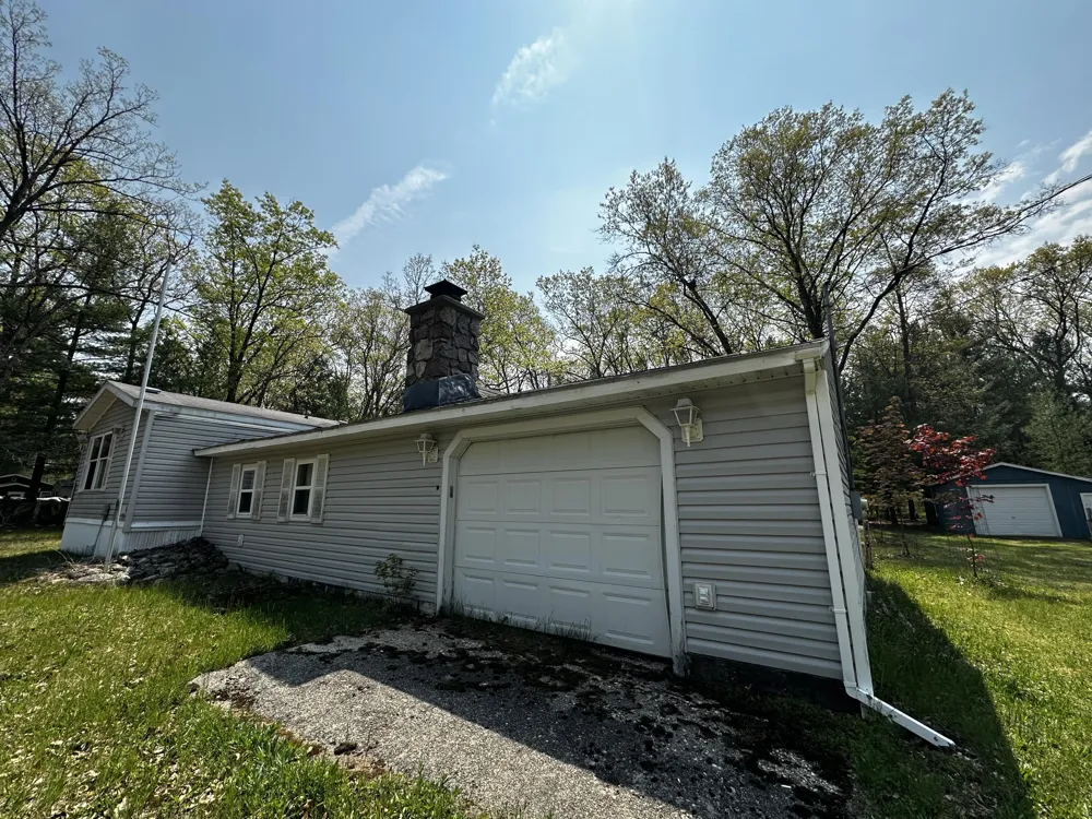 1627 W Delong Drive Peacock Township, MI 49304