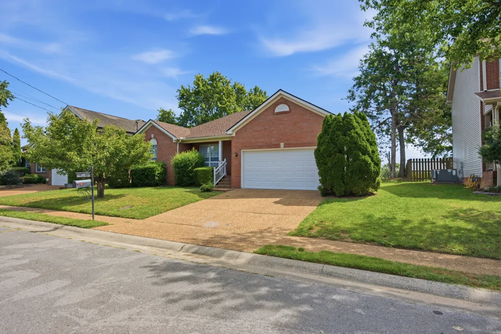 6115 Tuckaleechee Ln Antioch, TN 37013