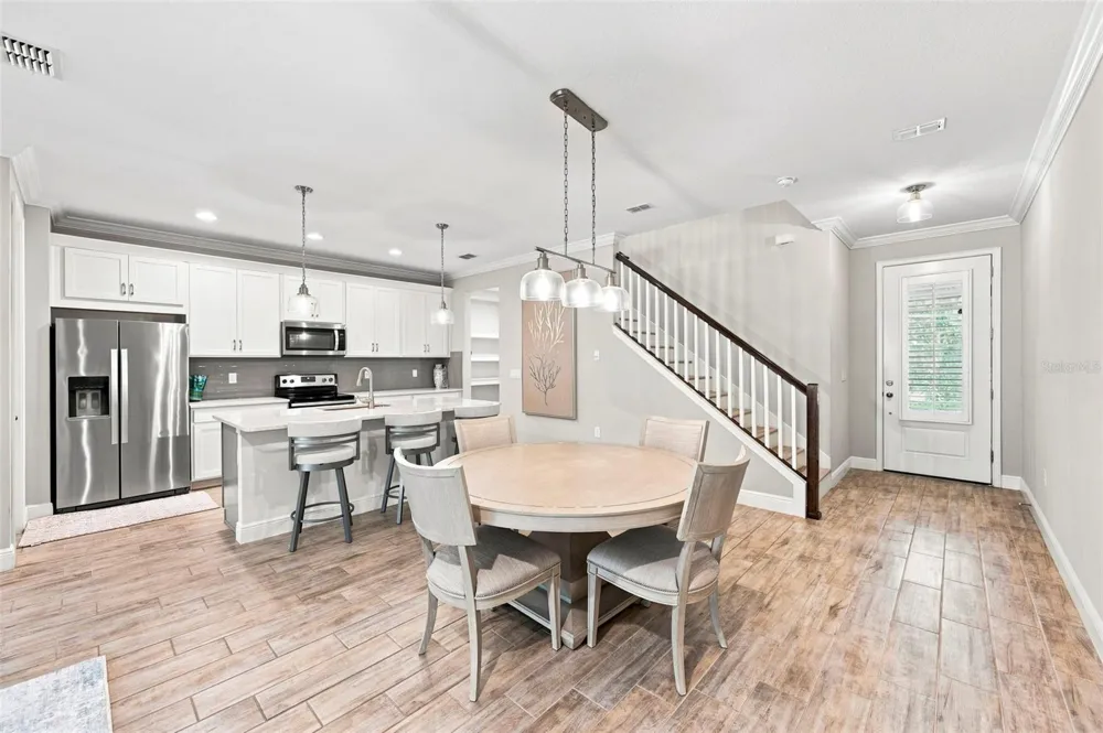 1103 MANGO COURT Oldsmar, FL 34677