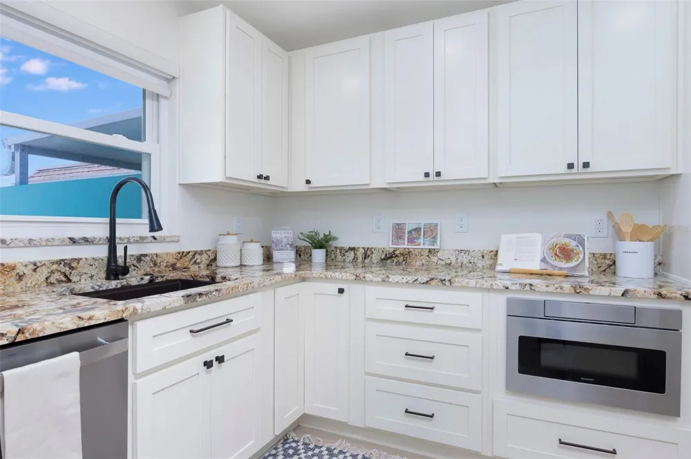 382 BOCA CIEGA POINT BOULEVARD S St Petersburg, FL 33708