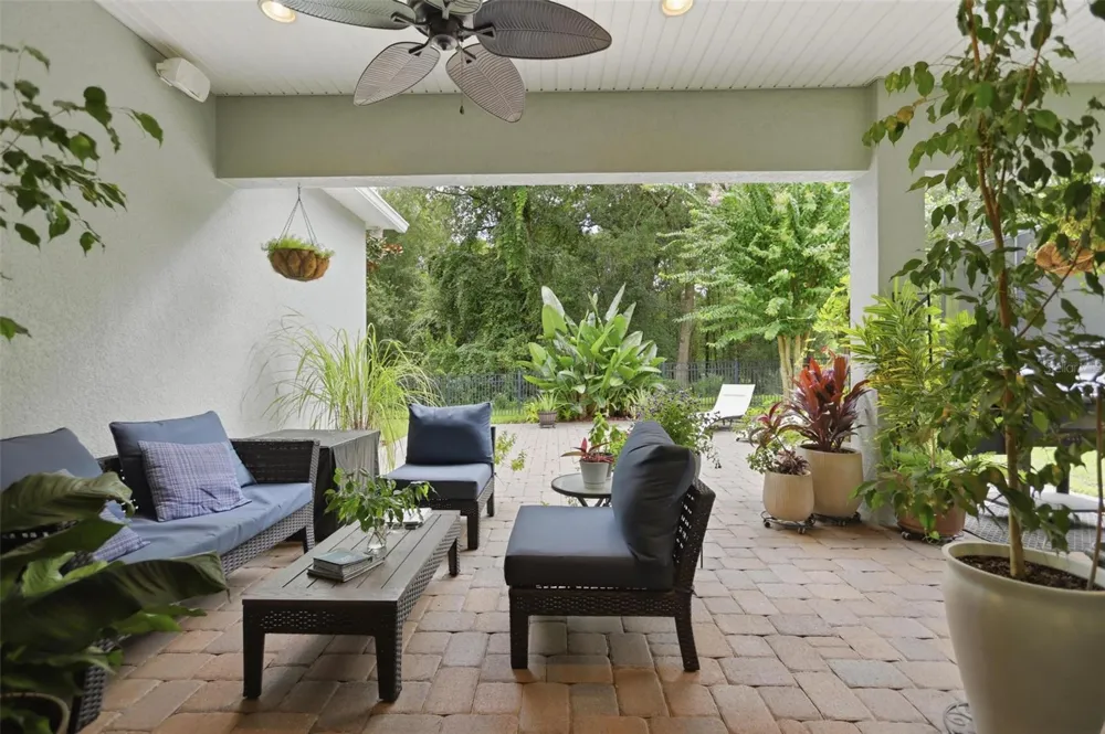 810 VICTORIA HILLS DRIVE S Deland, FL 32724