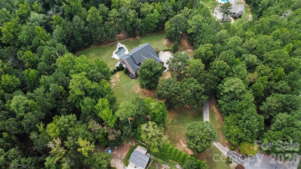3647 Venetian Way York, SC 29745