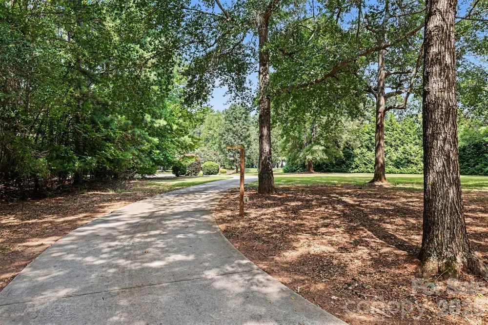 3647 Venetian Way York, SC 29745