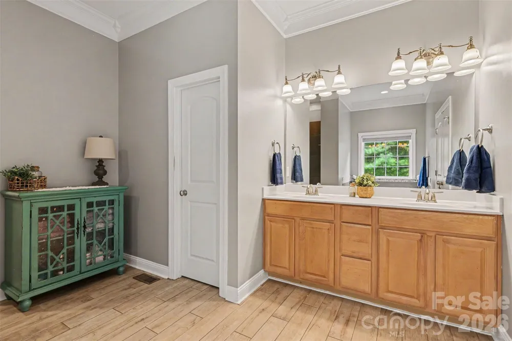 3647 Venetian Way York, SC 29745