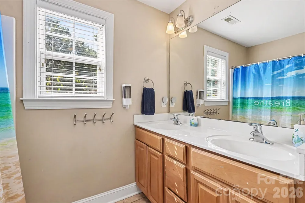3647 Venetian Way York, SC 29745