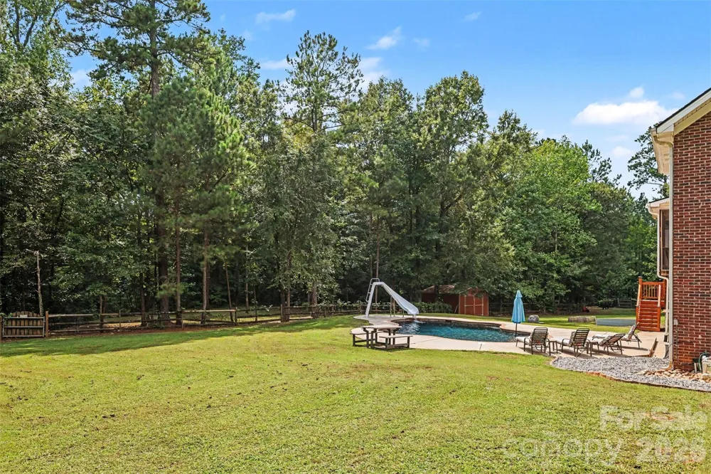 3647 Venetian Way York, SC 29745