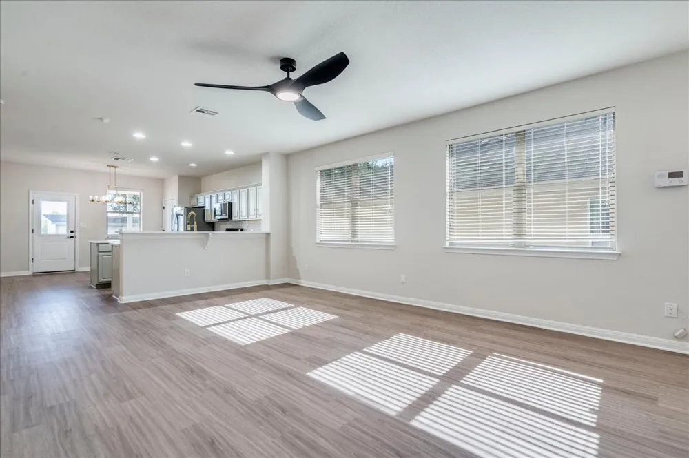 765 Reliance Drive Buda, TX 78610
