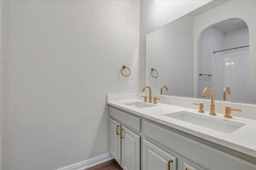 765 Reliance Drive Buda, TX 78610