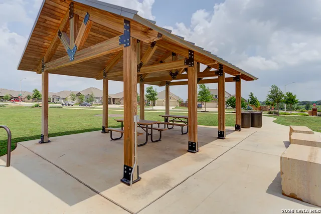 2154 WILDRYE LN New Braunfels, TX 78132