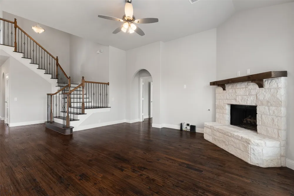 1310 Divine Rose Way Wylie, TX 75098