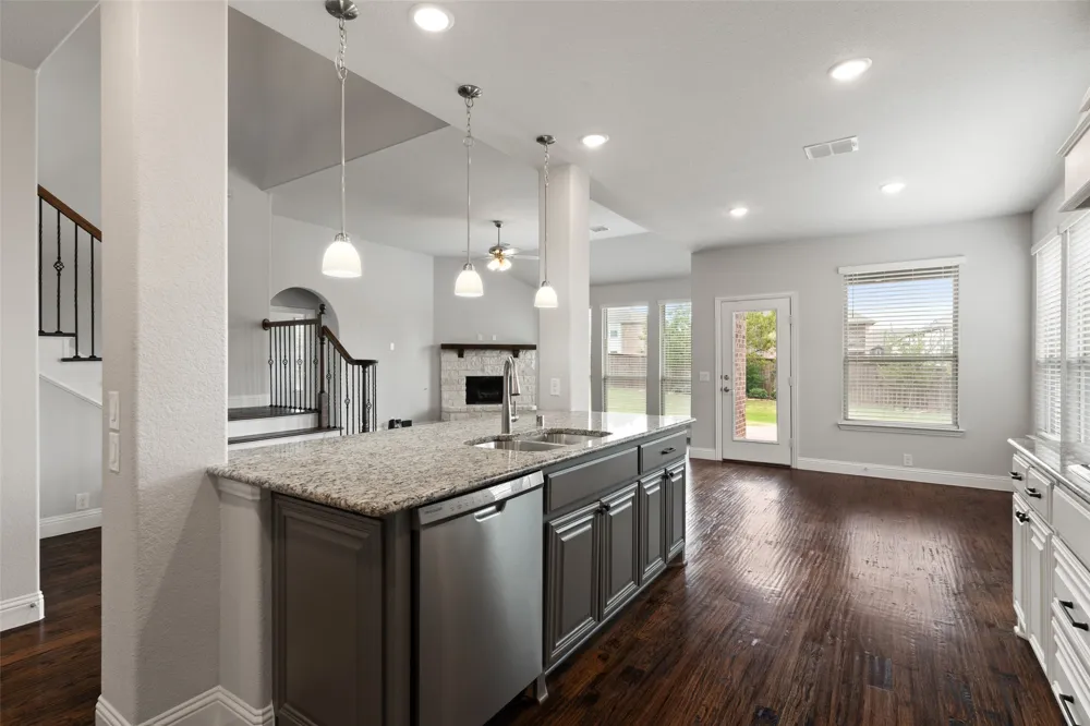 1310 Divine Rose Way Wylie, TX 75098