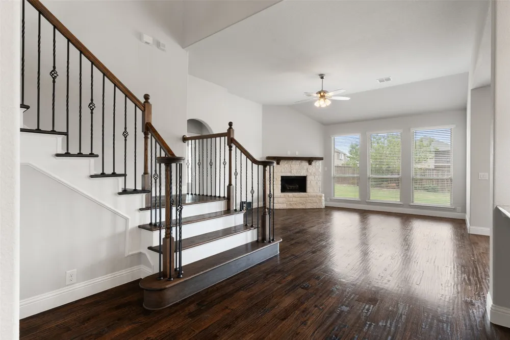 1310 Divine Rose Way Wylie, TX 75098