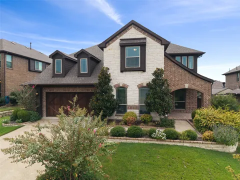 1310 Divine Rose Way