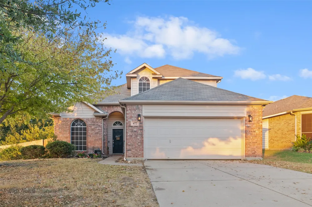 672 Rosario Lane Fort Worth, TX 76052