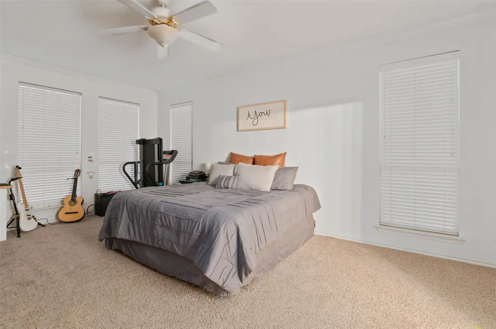 672 Rosario Lane Fort Worth, TX 76052
