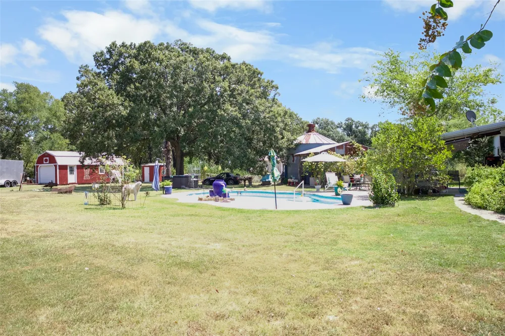 11325 County Road 104 Kaufman, TX 75142