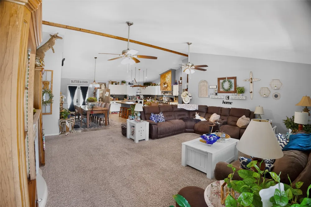 11325 County Road 104 Kaufman, TX 75142