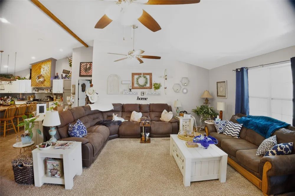 11325 County Road 104 Kaufman, TX 75142
