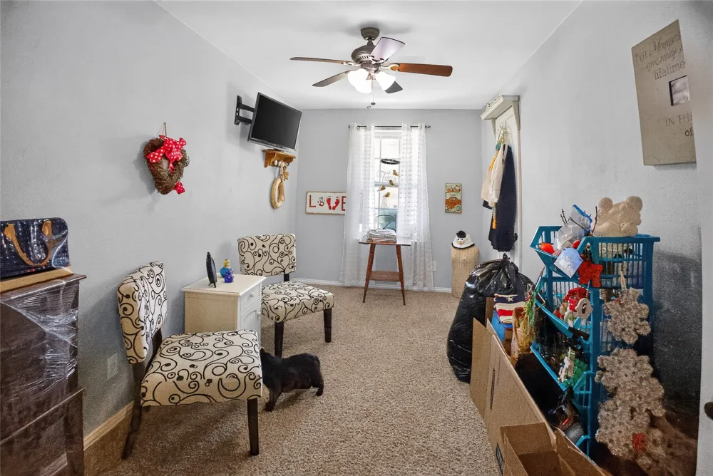 11325 County Road 104 Kaufman, TX 75142