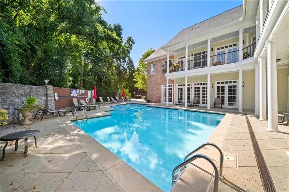 1115 Glenridge Place NE Sandy Springs, GA 30342