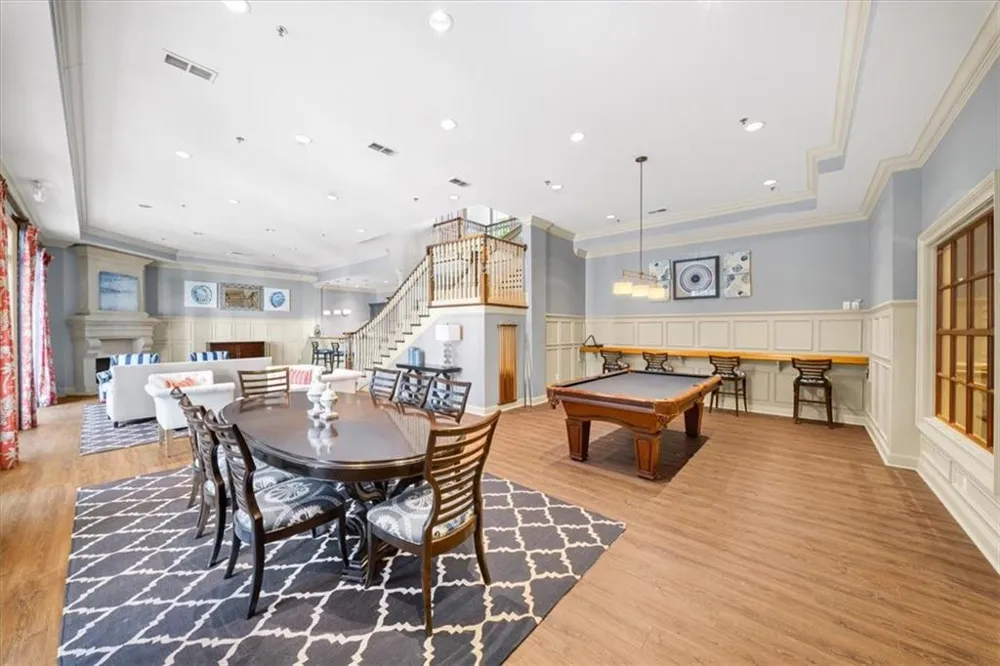 1115 Glenridge Place NE Sandy Springs, GA 30342
