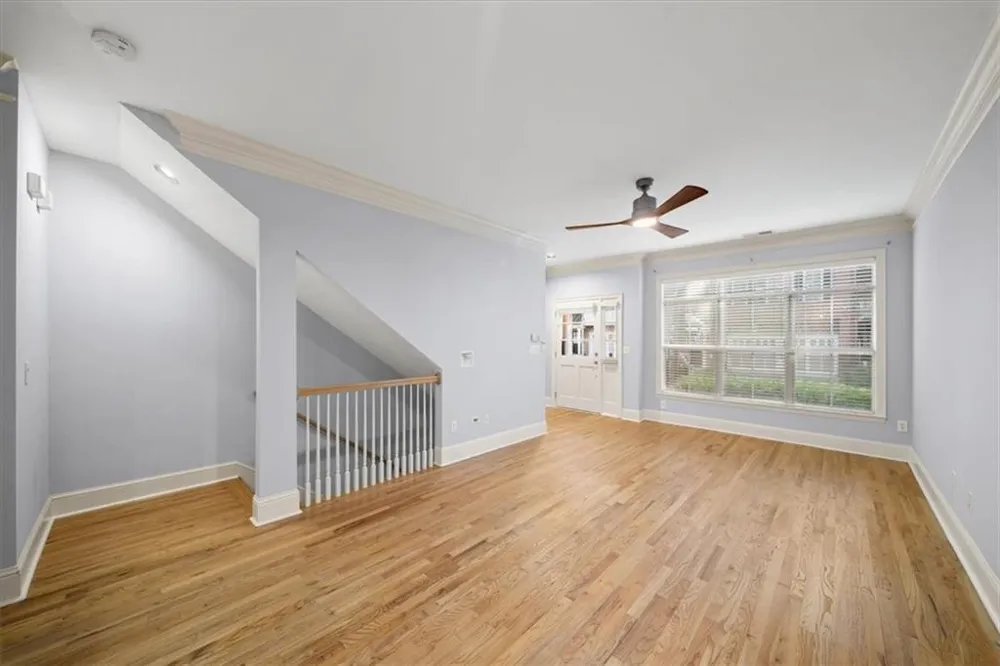 1115 Glenridge Place NE Sandy Springs, GA 30342