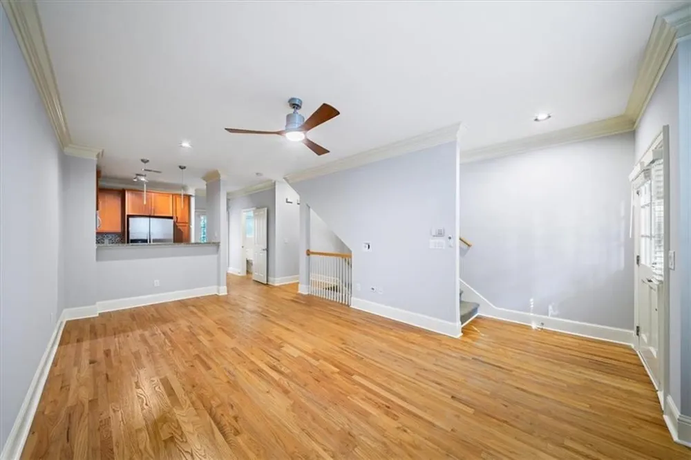 1115 Glenridge Place NE Sandy Springs, GA 30342