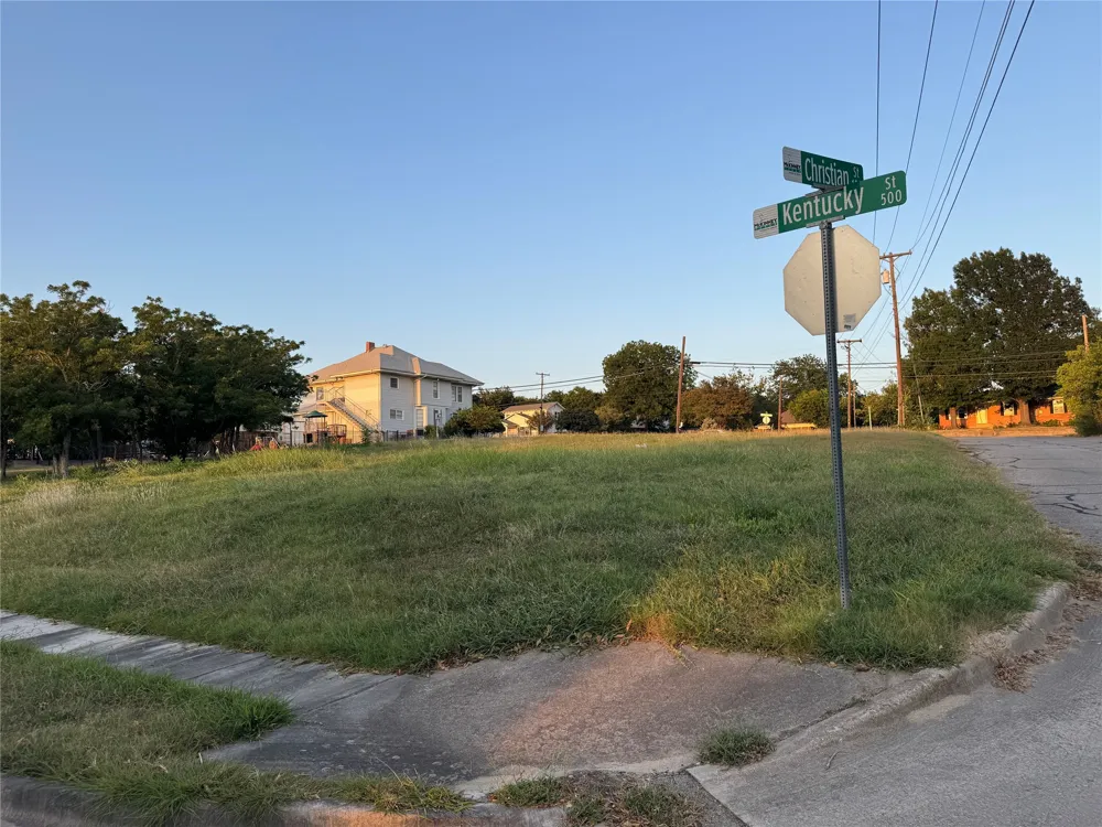 712 S Tennessee Street McKinney, TX 75069